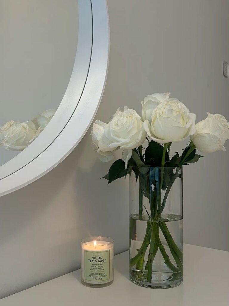 Instagram post from sarakka_beauty. This post is in position 8.